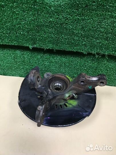 Кулак поворотный передний правый Toyota Roomy M900