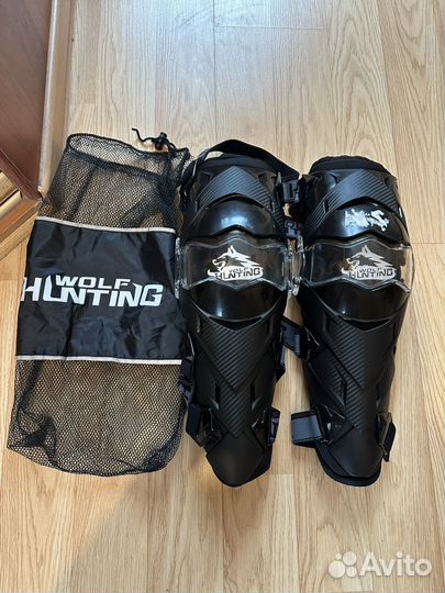 Мотонаколенники Wolf Hunting