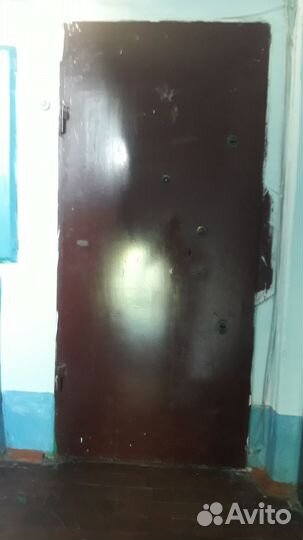 Дверь входная металлическая б/у