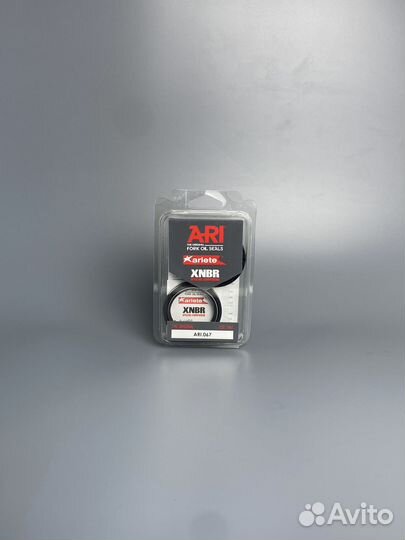 Сальники передней вилки ARI.067