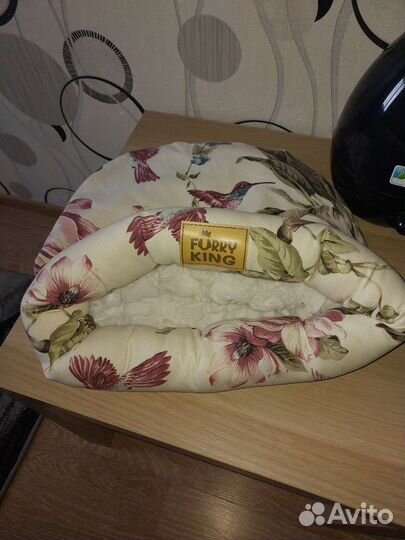 Лежанка,норка для собак и кошек