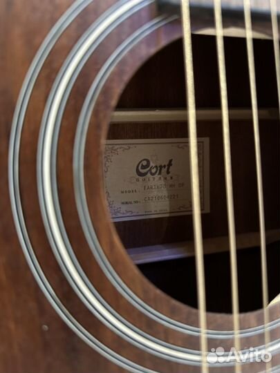 Акустическая гитара Cort Earth 70 MP OH