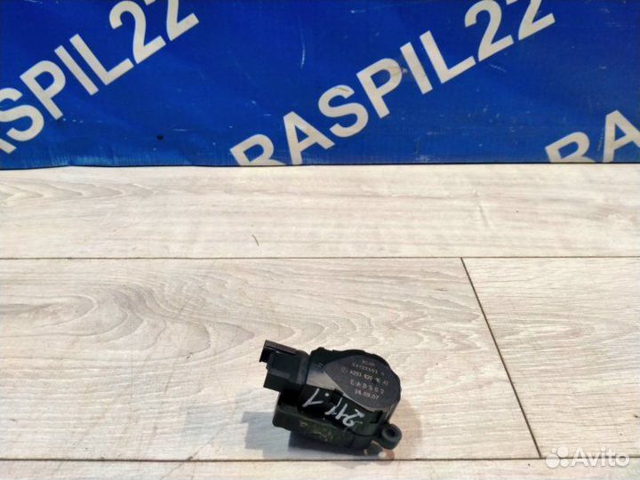 Сервопривод Mercedes-Benz 211.054 E 280 / E 300