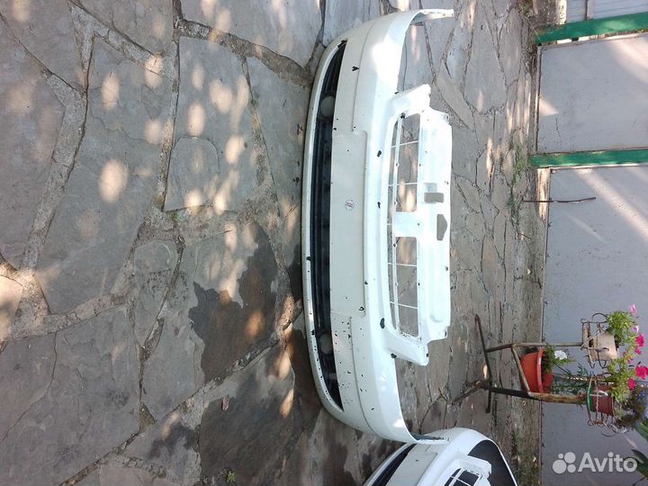 2 передних бампера priora 1