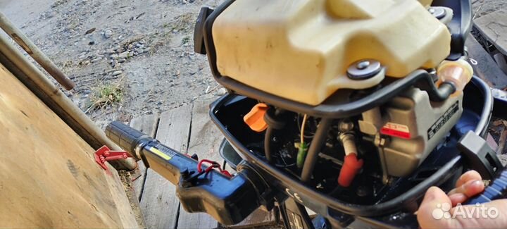 Мотор парус (парсун) 2.6 четырёх тактный