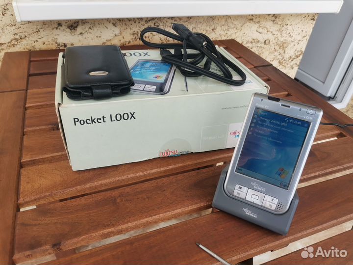 Карманный компьютер Fujitsu-Siemens Loox 718