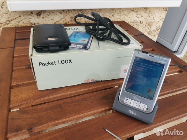 Карманный компьютер Fujitsu-Siemens Loox 718