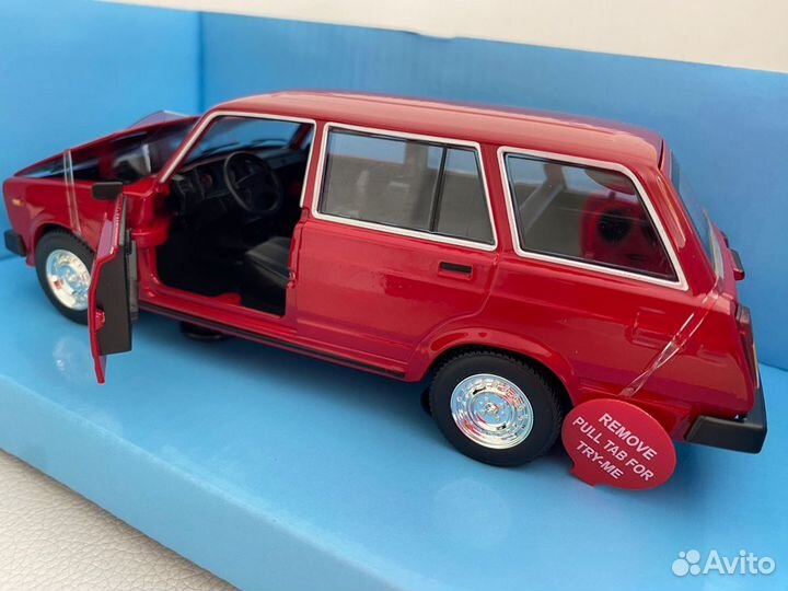 Модель автомобиля LADA 2104, 1:24