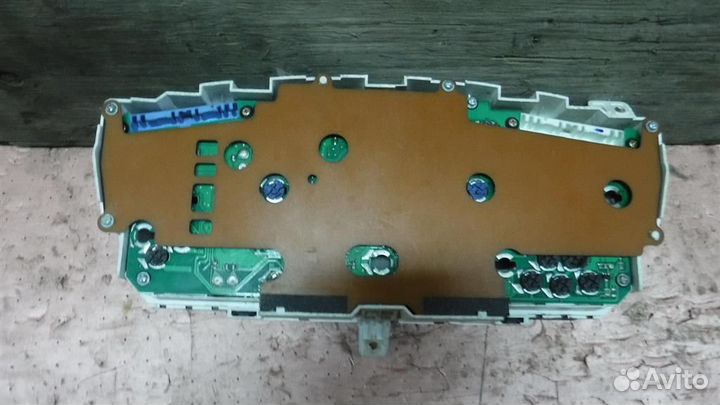 Панель приборов Mitsubishi Lancer 9 (CS) 2003-2006