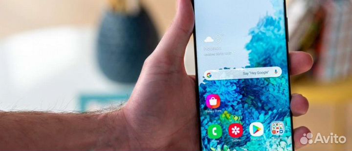 Телефон Samsung s20fe