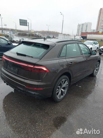 Audi Q8 3.0 AT, 2024
