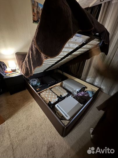 Кровать с мотоасом