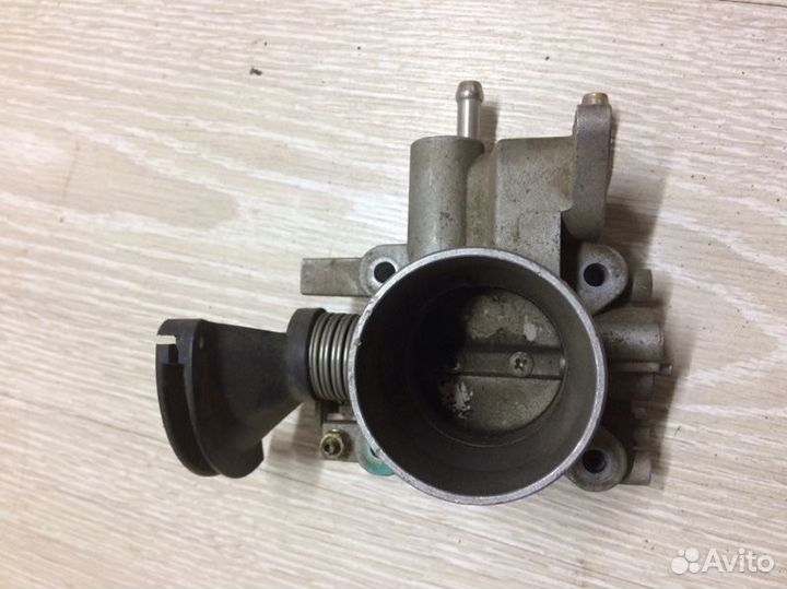 Дроссельная заслонка Дроссель Geely GC6