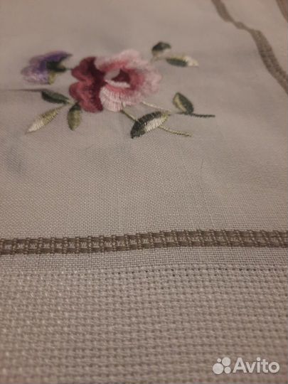 Постельное белье хлопок-с шитьем. Скатерти