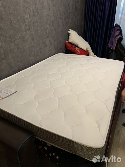 Матрас 140*200 новый
