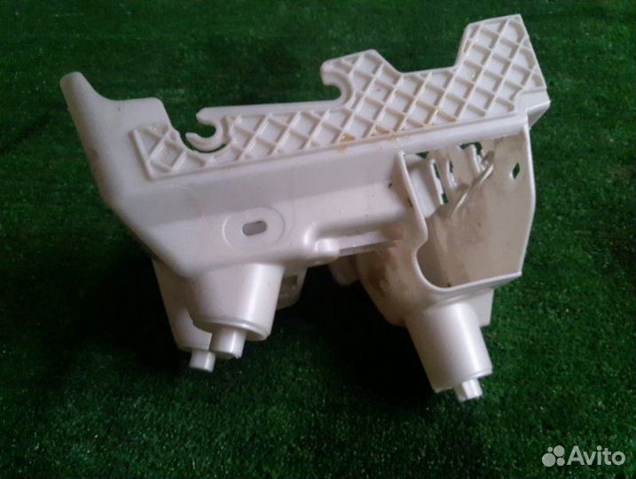 Корпус блока предохранителей Citroen C-Elysee