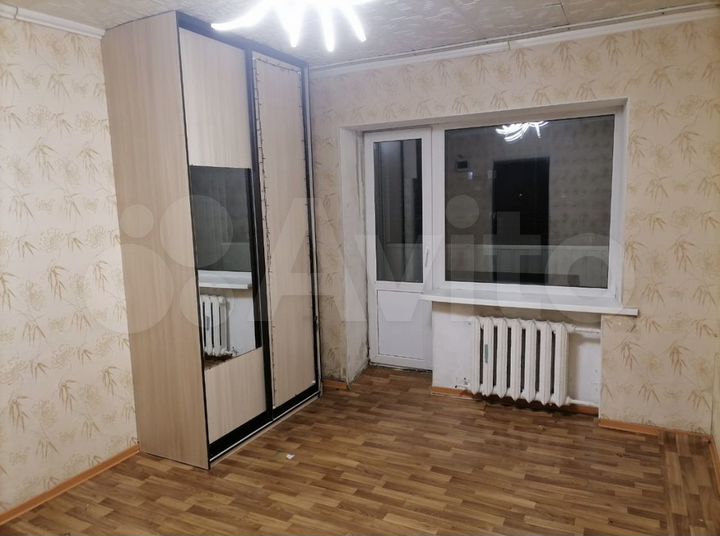 Комната 14 м² в 6-к., 4/4 эт.