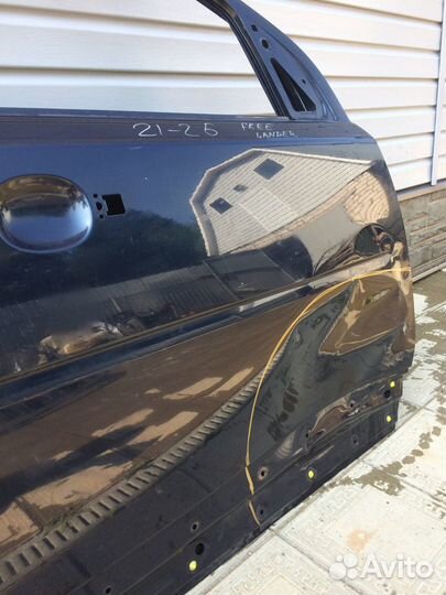 Дверь передняя правая Freelander 2