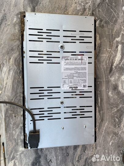 Варочная панель рабочая, но с дефектом