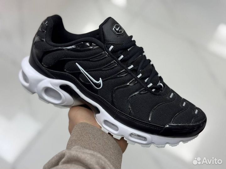 Кроссовки nike air max tn plus