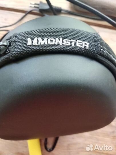 Наушники Monster Beat