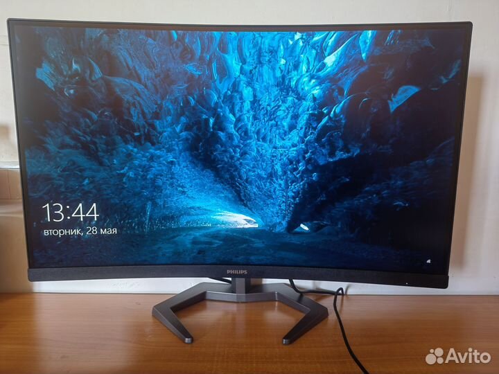 Монитор philips 27