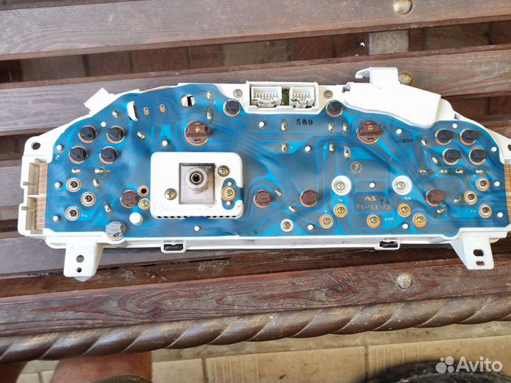 Шиток приборов Subaru legacy 1 поколение