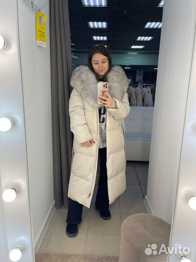 Пуховик зимний с мехом песца