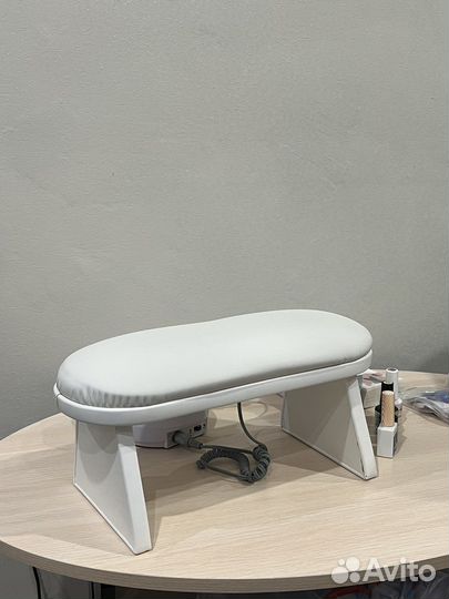 Подставка для маникюра