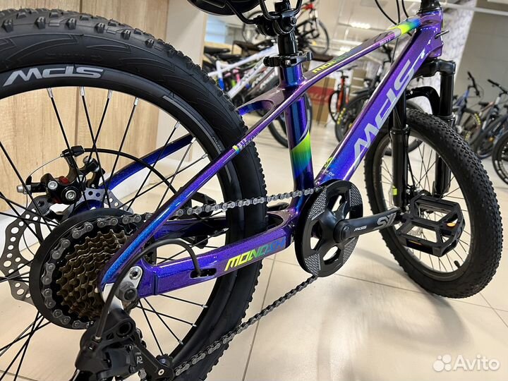 Велосипед скоростной на 7,8,9 лет магниевая рама