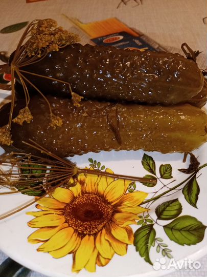 Огурцы соленые боковые