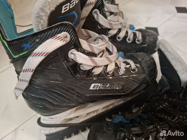 Коньки хоккейные детские