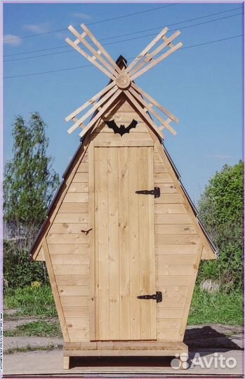 Уличный туалет деревянный EJM
