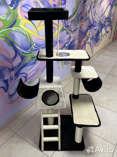 Домик для кошки новый с когтеточками