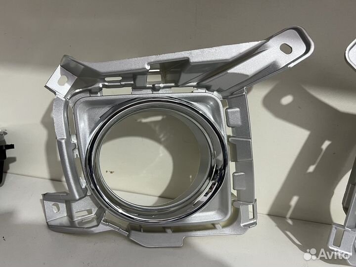 Рамка птф Land Cruiser 200 2012-2015