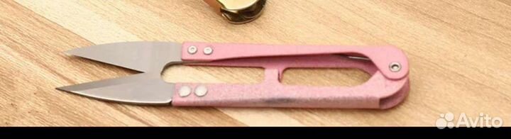 Аксессуар для шитья(распарыватель,ножницы)