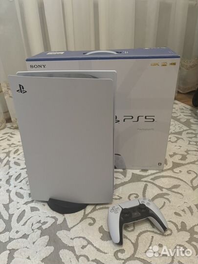 Sony PlayStation 5 Blu-Ray Edition CFI-1200A