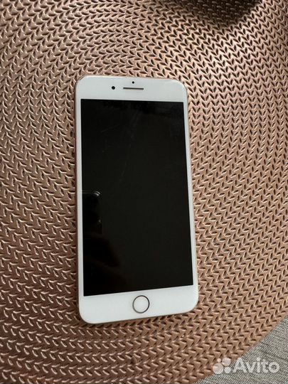 iPhone 8 Plus, 64 ГБ