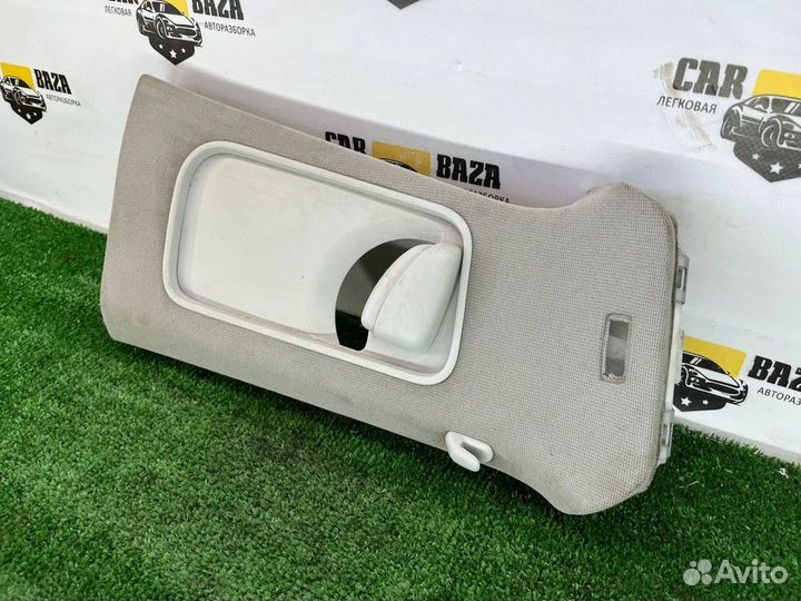 Обшивка стойки центральной правой R