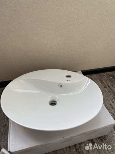 Новая раковина чаша накладная, 55 см