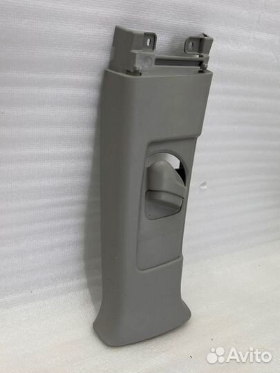 Накладка центральной стойки кузова правая Toyota