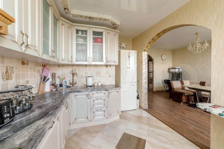 3-к. квартира, 73,7 м², 17/17 эт.