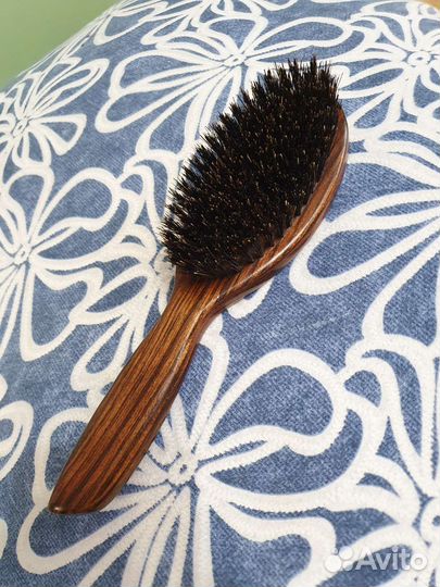 Расческа массажная с натуральной щетиной