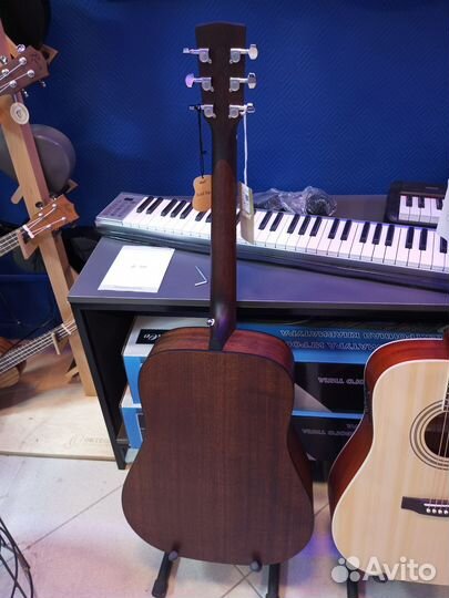 Акустическая гитара массив красного дерева Cort