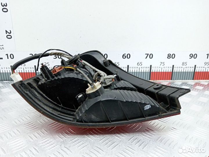 Фонарь задний правый Kia Sorento 2005