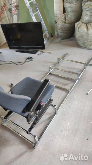 Игровой кокпит. Руль,педали