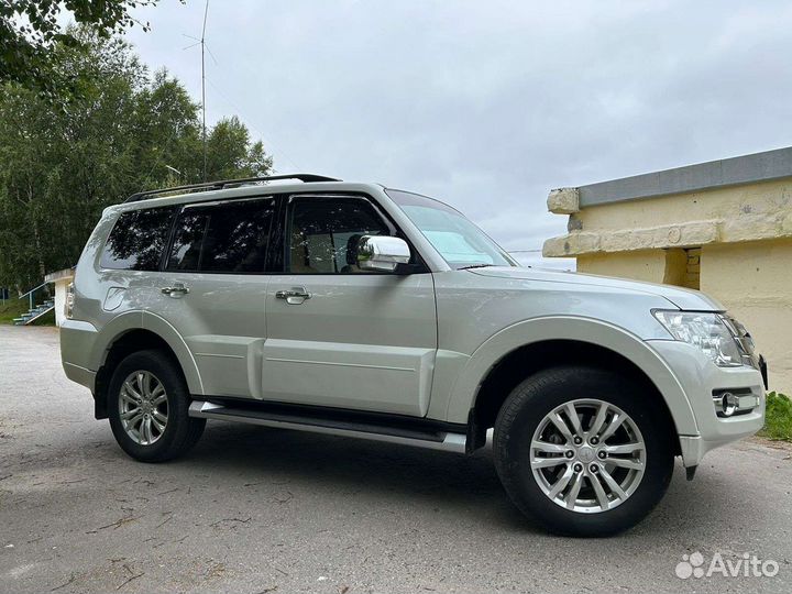 Mitsubishi Pajero 3.8 AT, 2017, 56 000 км