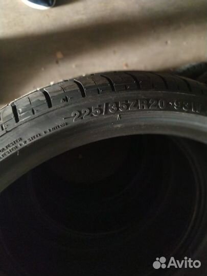 Altenzo Sport Comforter 225/35 R20 93W