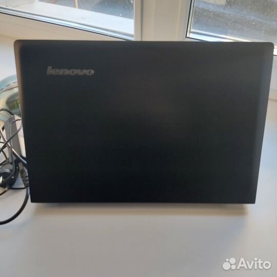 Игровой Ноутбук Lenovo 15.6/core i5/hdd 900