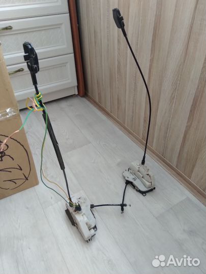 Замок двери ниссан примьера р12